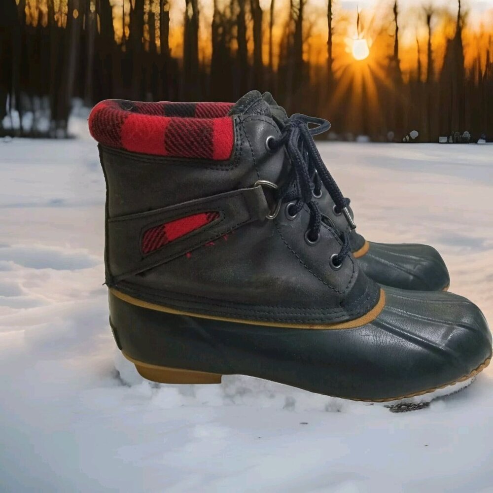 ✅Cobblestone Rubber and Leather Boots Womens Sz 9 Red Plaid Thermolite Insulated